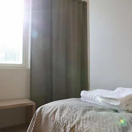 Apartment Way 1 *